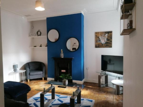 Ermine Rd - Period Victorian House by Rework Accommodation